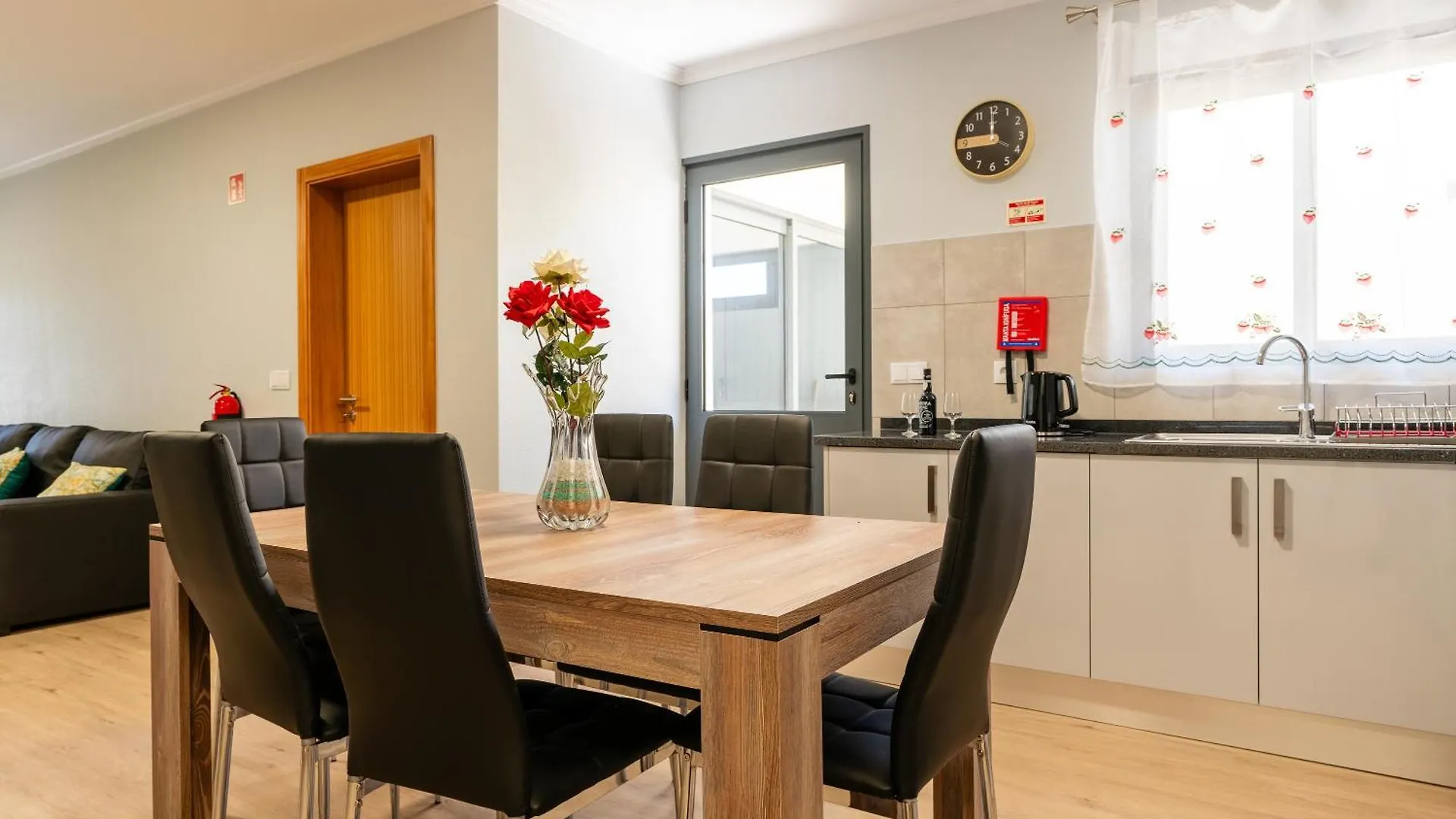 Goncalves House - Ac And Private Parking Villa Calheta  Holiday home Calheta (Madeira)