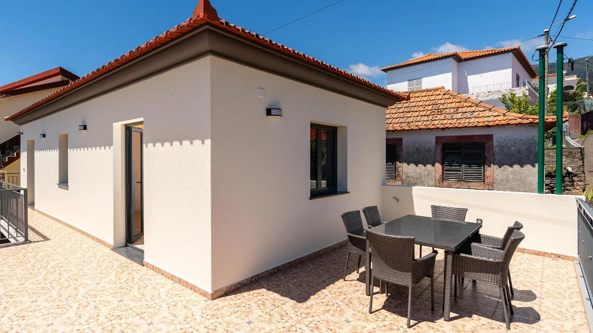 Holiday home Goncalves House - Ac And Private Parking Villa Calheta  Portugal